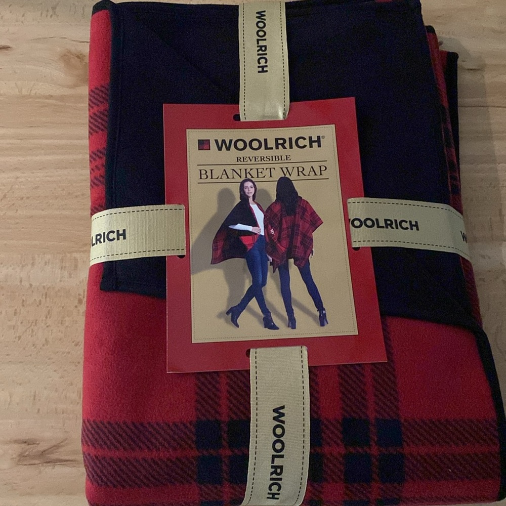 WOOLRICH NWT Reversible Blanket Wrap